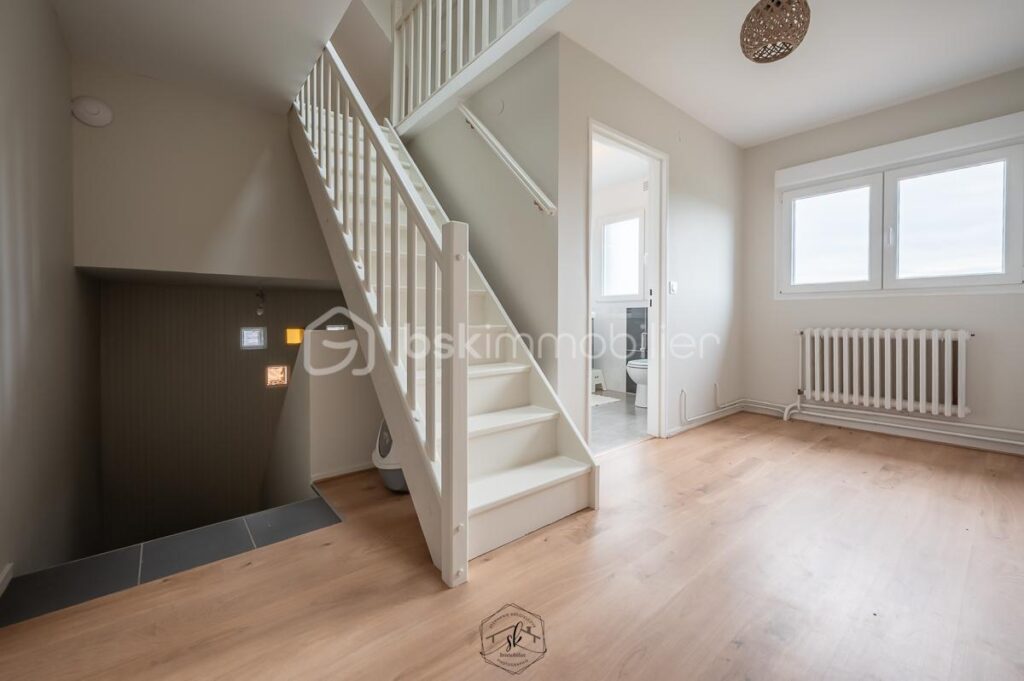 🔥 Maison d’exception 166 m² – Piscine chauffée – Vue panoramique – Terrain 1 289 m² – Fèves – 8 pièces – 4 chambres – 166 m²