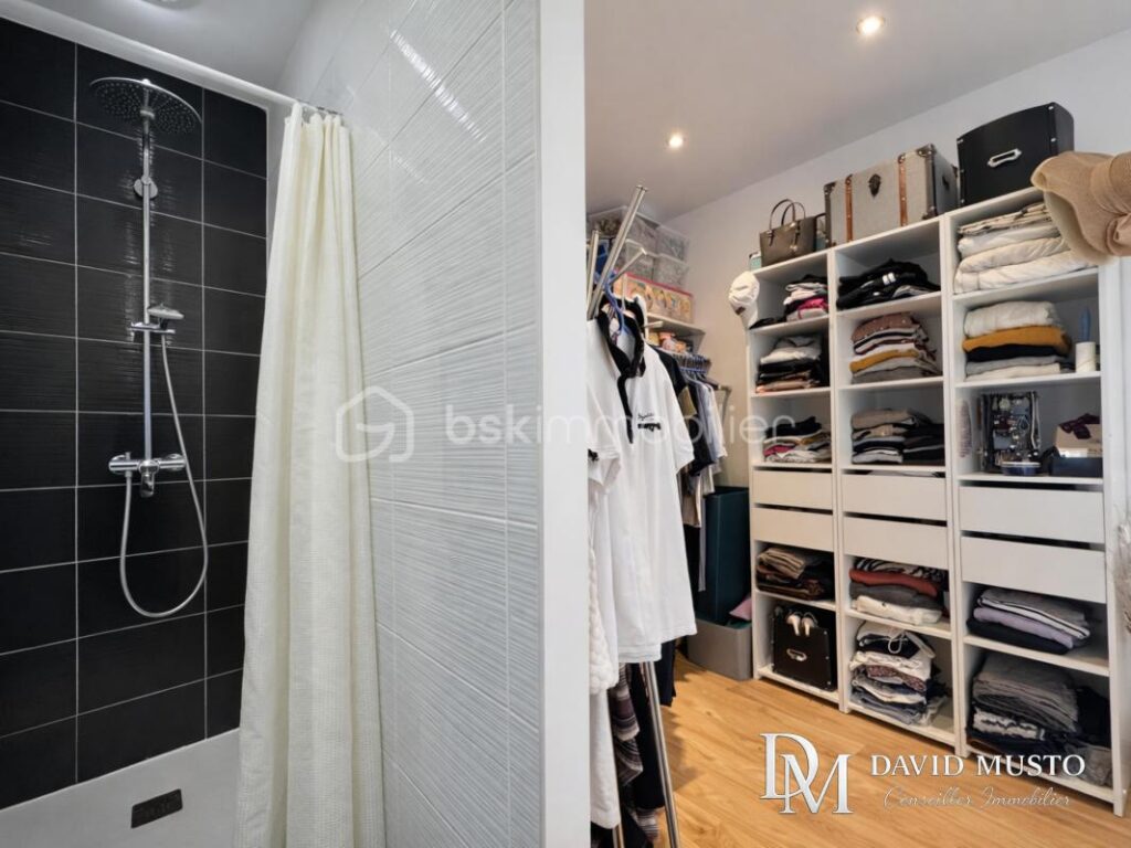 Maison Plain-Pied Lumbin – 5 pièces – 3 chambres – 108 m²