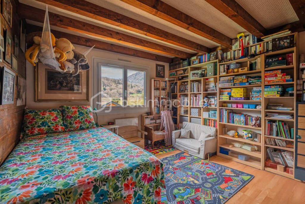 Chalet avec piscine et espace bien-être – Mieussy – 5 pièces – 4 chambres – 158 m²