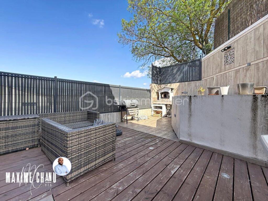Maison contemporaine 5 pièces avec piscine et garage à BELARGA – 5 pièces – 4 chambres – 142 m²