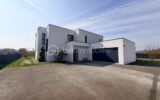 Sublime villa avec piscine à proximité de Troyes – 6 pièces – 4 chambres – 273 m²