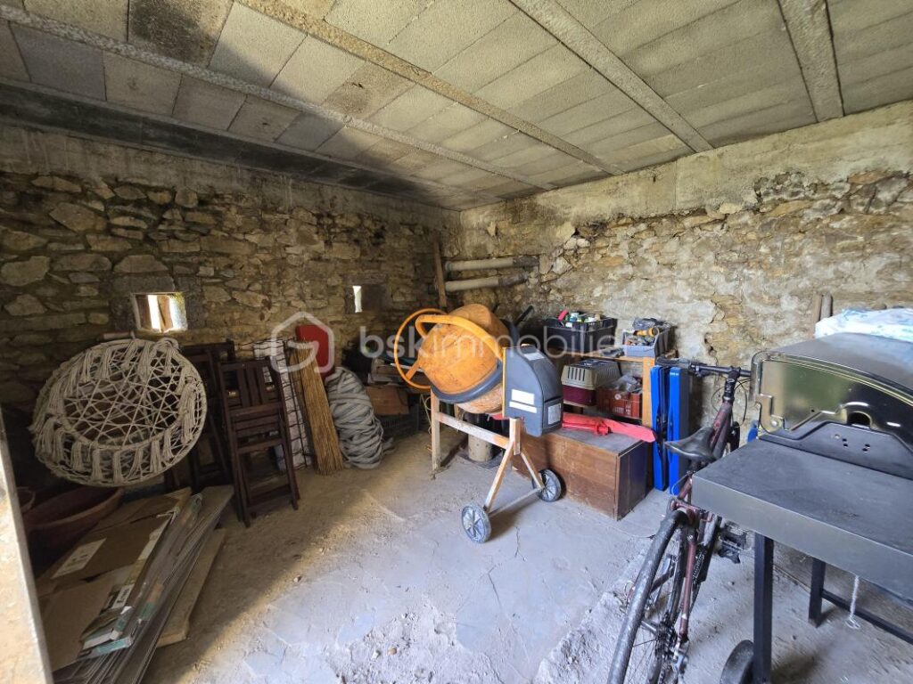 Maison Atypique avec jardin au Teil – 6 pièces – 4 chambres – 142 m²