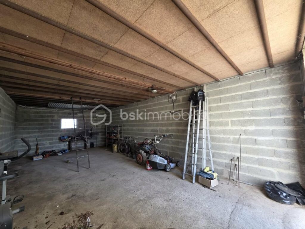 Maison de campagne proche des commodités – 5 pièces – 3 chambres – 91 m²