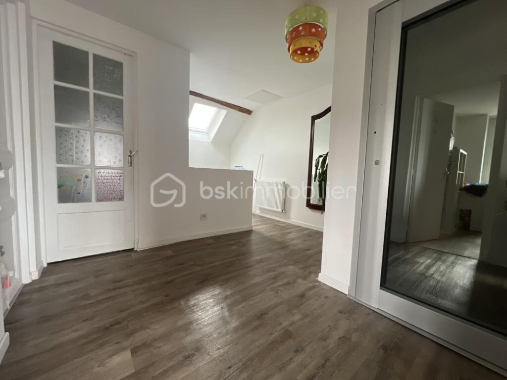 🏡 Maison de caractère rénovée – Lardy Bourg – 5 pièces – 3 chambres – 139 m²