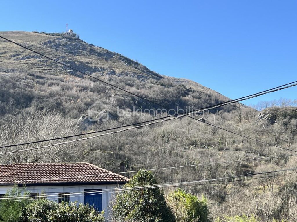 A saisir coquette petite maison – 5 pièces – 3 chambres – 80 m²