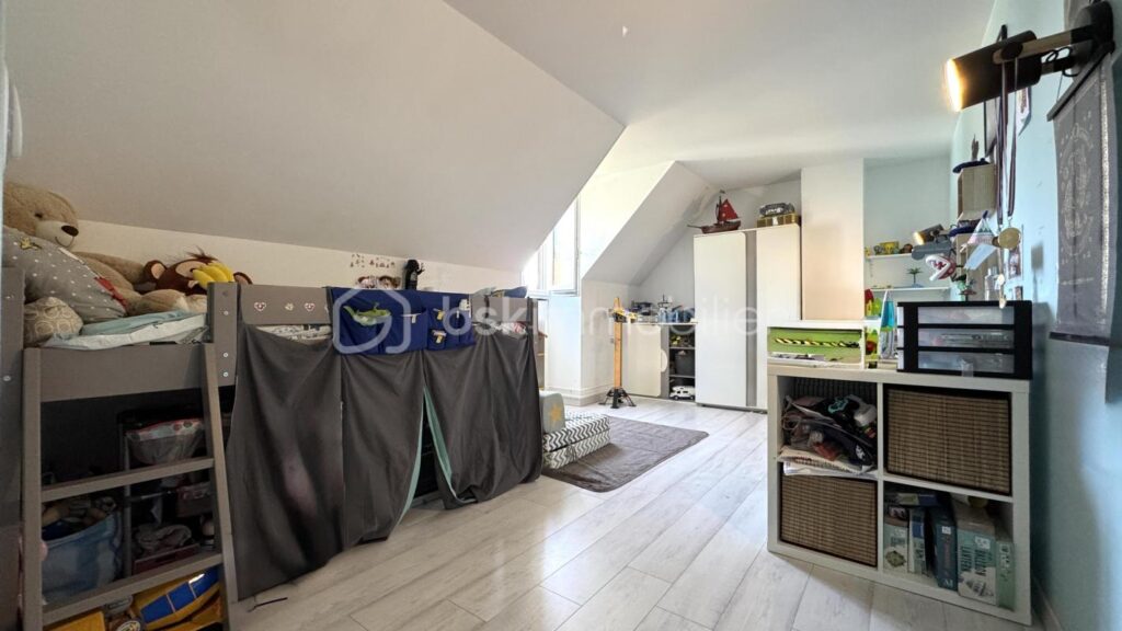 Maison familiale de charme au calme avec vue … Gretz-Armainvilliers 77220 – 8 pièces – 4 chambres – 223 m²