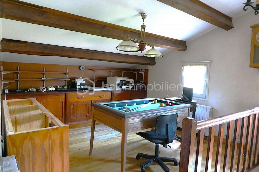 Maison de 169 m², le calme de la campagne, pas de vis à vis, piscine à débordement avec vue sur la vallée Cévenole ! – 6 pièces – 4 chambres – 169 m²