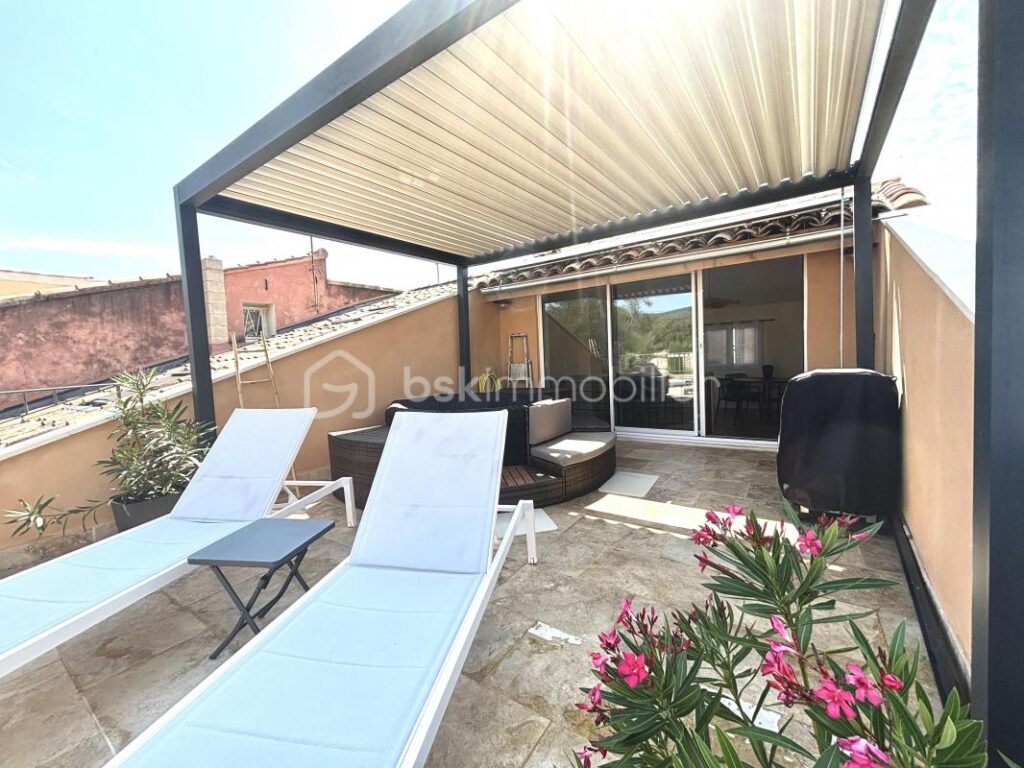 Superbe maison au pied du Mont-Ventoux – 4 pièces – 2 chambres – 94 m²
