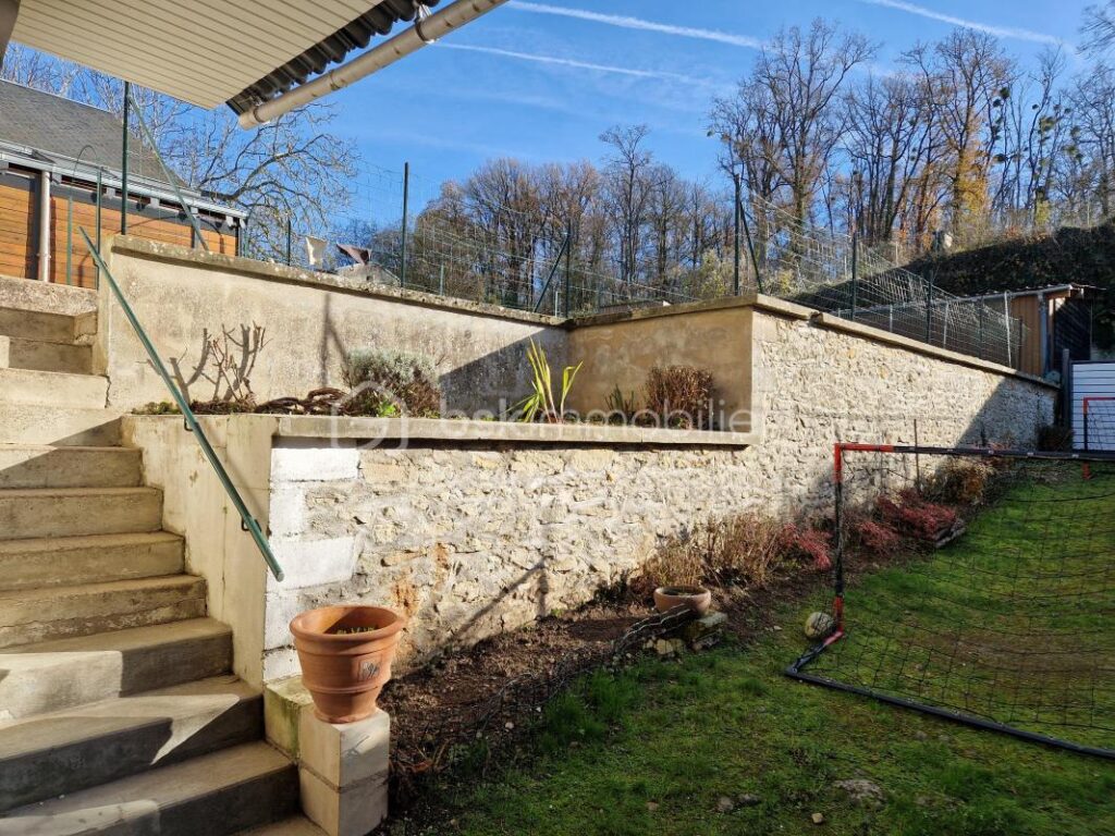 Très belle opportunité sur Colombiers et vue imprenable sur la vallée de l’envigne! – 8 pièces – 4 chambres – 230 m²