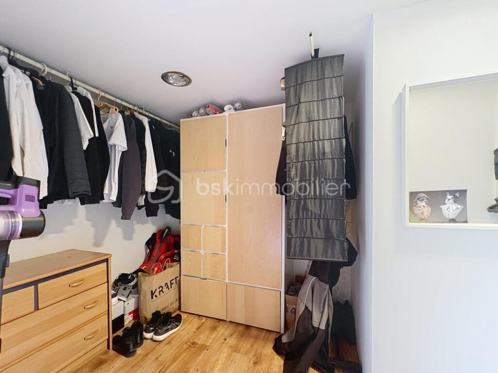 Maison 5 Pièces 180 m2 à PALEY – 5 pièces – 4 chambres – 180 m²