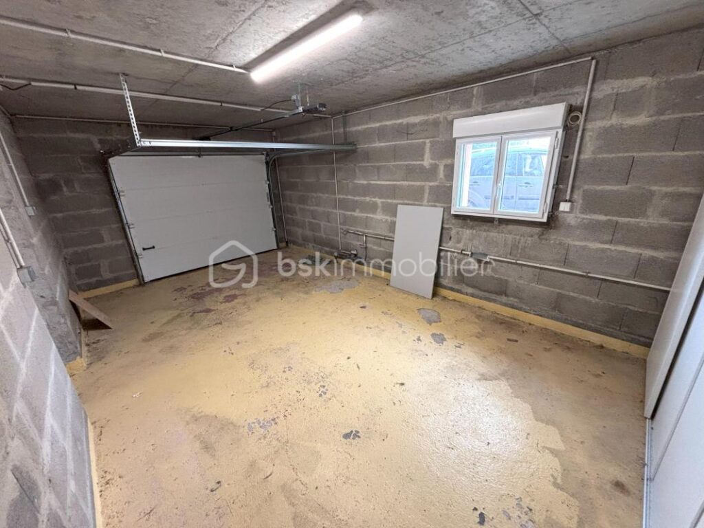 Maison à 10 min à pied de la mer avec dépendance et garage – 4 pièces – 3 chambres – 125 m²