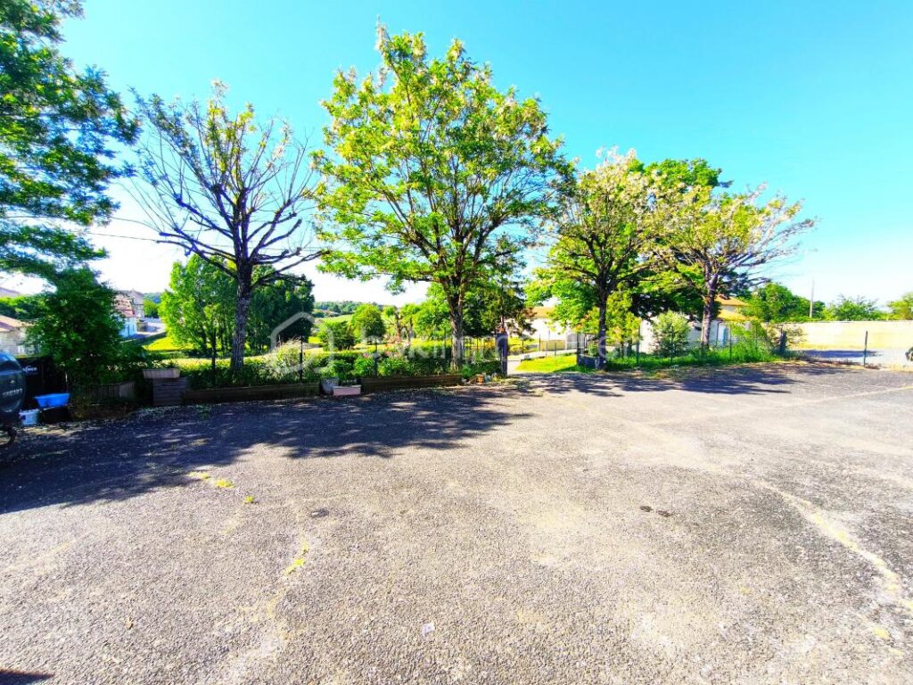 Charme et rentabilité : un bien, deux opportunités – 7 pièces – 4 chambres – 200 m²