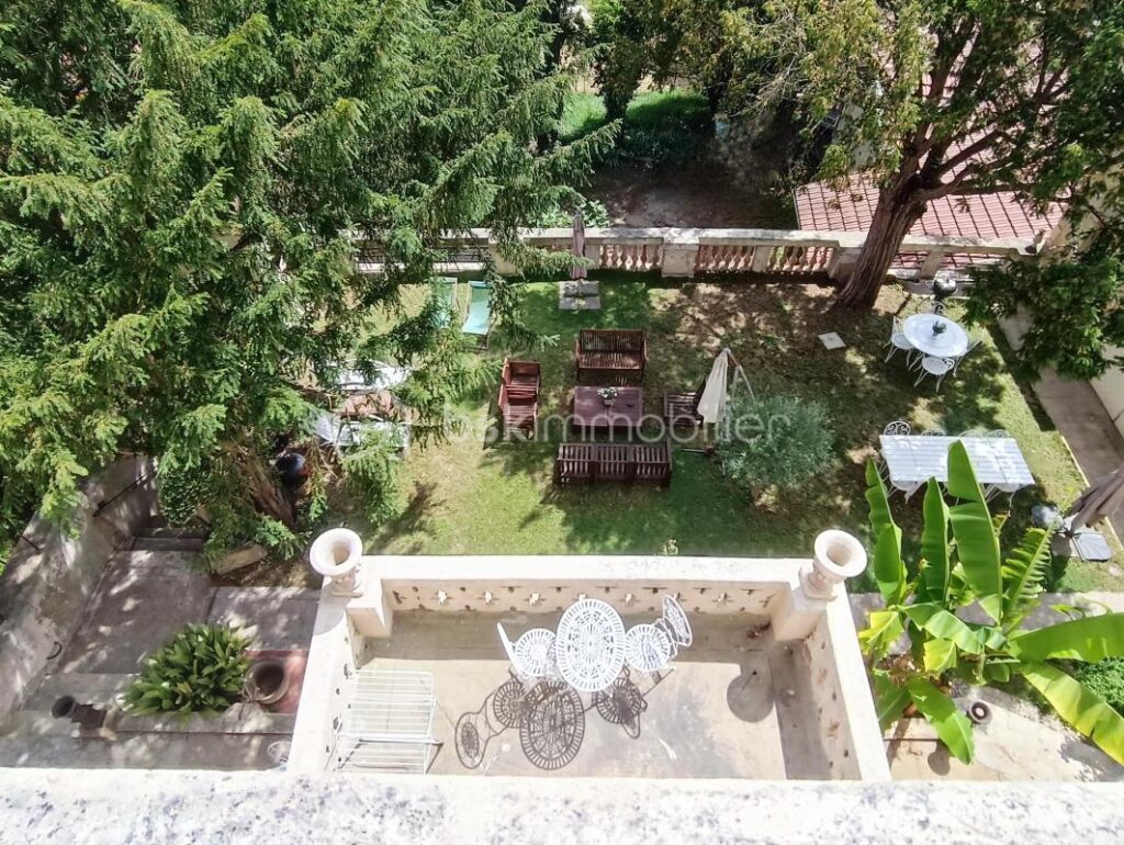 Un Voyage Hors du Temps à Auch – 7 pièces – 4 chambres – 210 m²