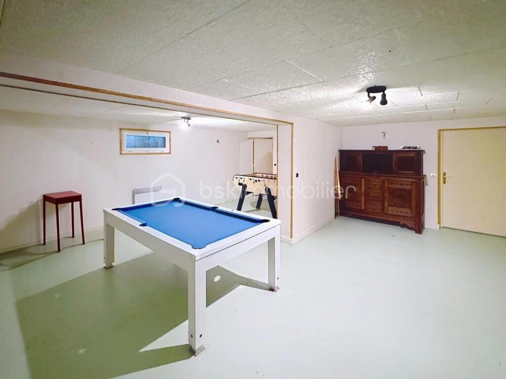 Maison 377m2 secteur Villers-sur-Mer – 9 pièces – 4 chambres – 377 m²