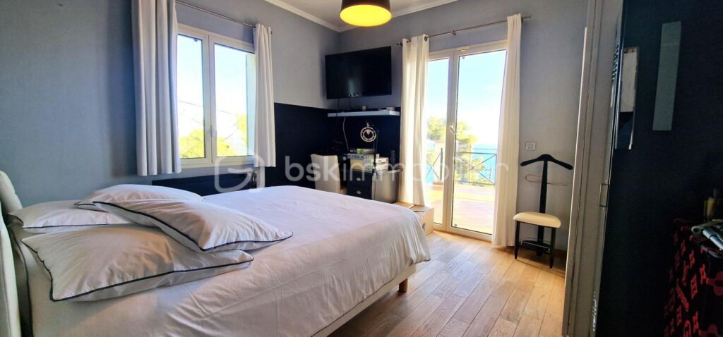 La Turbie Villa d’exception avec vue mer – élégance, confort et raffinement – 6 pièces – 4 chambres – 241 m²