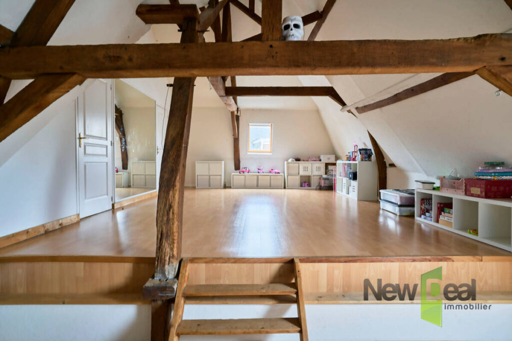 DEMEURE DU 17ÈME SIECLE RENOVEE / SAINT AMAND LES EAUX – 15 pièces – 6 chambres – 560 m²