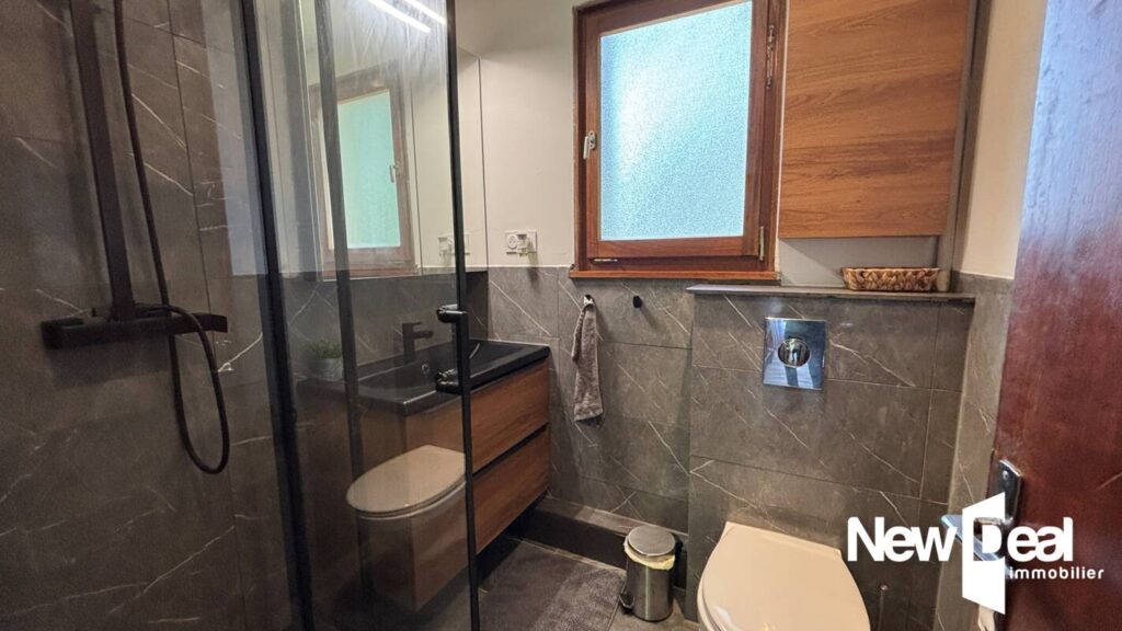 CHALET 3 PIECES – 2 Chambres + MAZOT – LES BOSSONS – CHAMONIX MONT BLANC – 3 pièces – 2 chambres – 65 m²