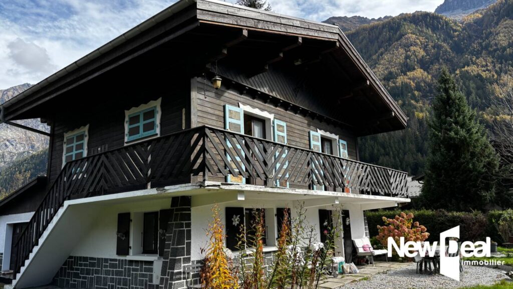 CHALET – 2 APPARTEMENTS – CHAMONIX MONT-BLANC – 6 pièces – 4 chambres – 101 m²