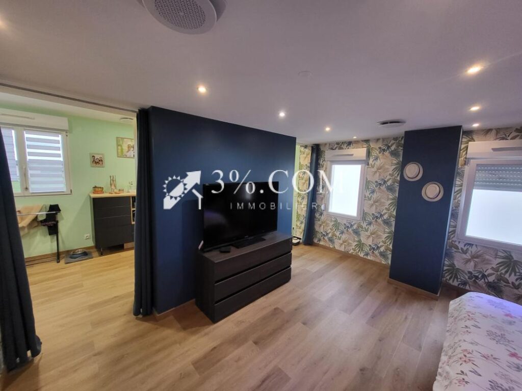 Très belle maison individuelle – 10 pièces – 230 m2 – A VOIR – 10 pièces – 4 chambres – 230 m²