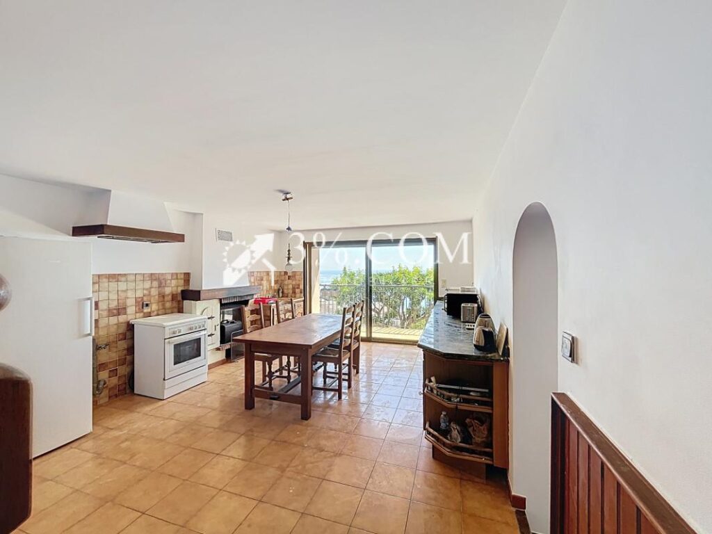 Maison 165 m2 habitables vue exceptionnelle sur mer – 7 pièces – 5 chambres – 165 m²