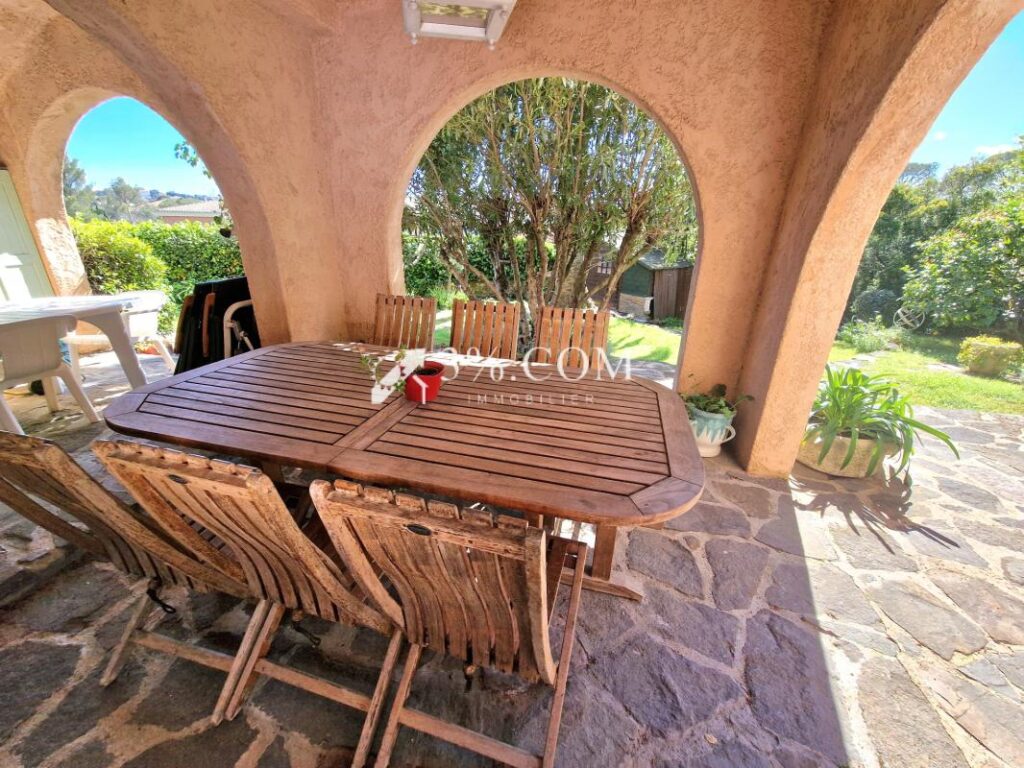 Villa Belle Epoque à Valescure – 6 pièces – 4 chambres – 160 m²