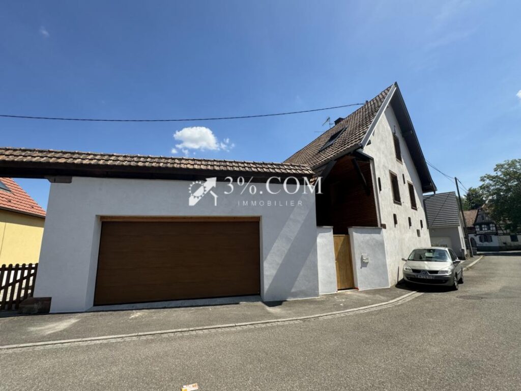 3%COM Très belle demeure avec piscine – 8 pièces – 5 chambres – 251 m²