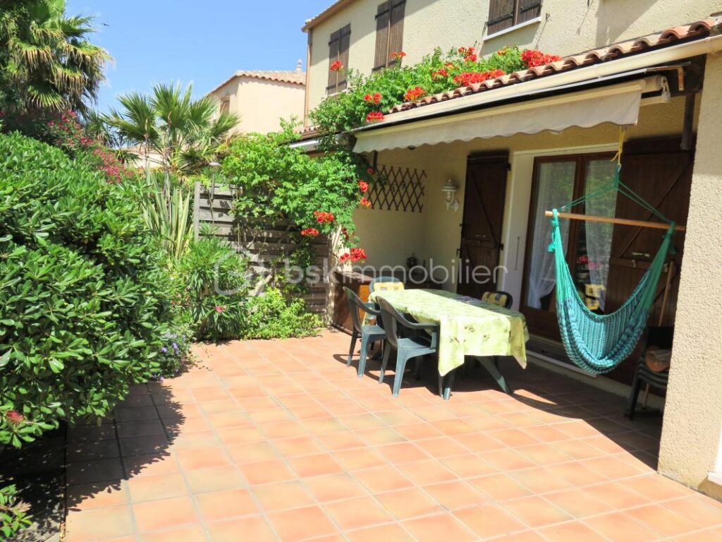 Maison T4 avec garage dans résidence avec piscine – 4 pièces – 3 chambres – 70 m²