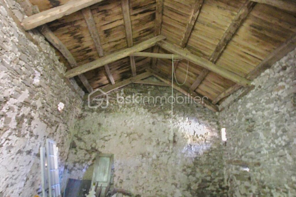 Coup de cœur : Ensemble de 3 maisons de caractère aux portes des Cévennes – 10 pièces – 5 chambres – 150 m²