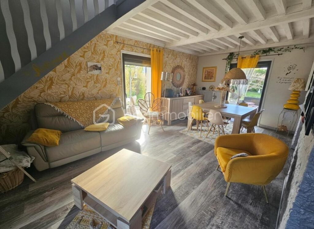 Maison rénovée avec vue campagne – Parigny – 6 pièces – 4 chambres – 120 m²