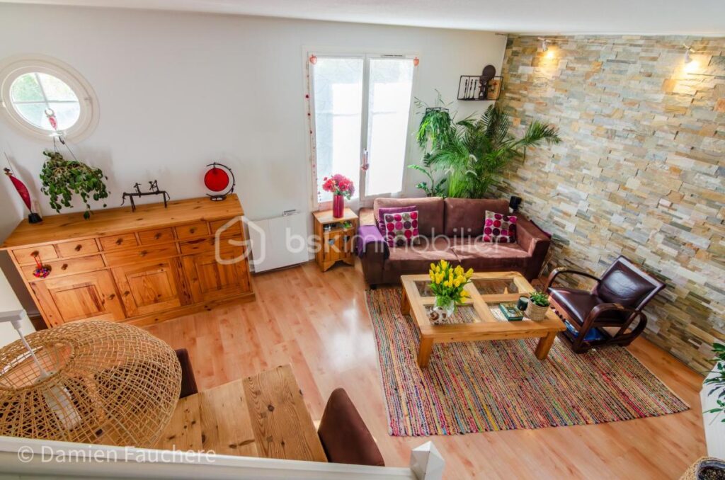 Aux JONCHERETTES ! Maison 75m², 3 Chambres, Parkings et JARDIN avec vue sur Forêt ! – 4 pièces – 3 chambres – 75 m²