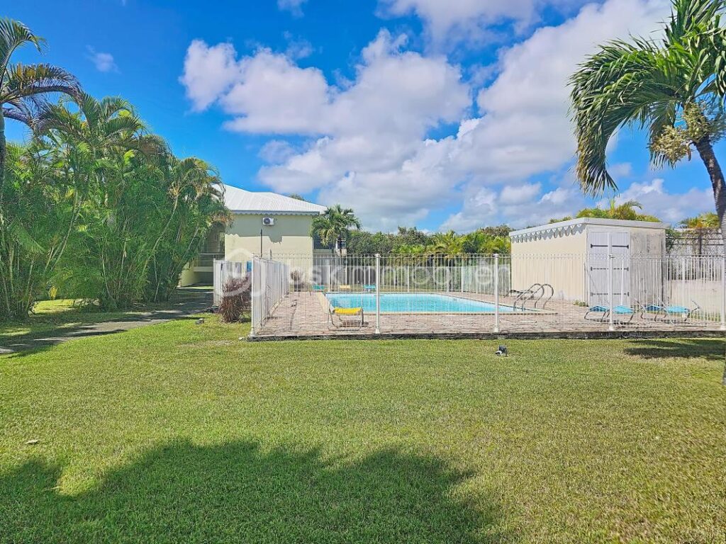 Appartement T2 + parking résidence avec piscine – 2 pièces – 1 chambre – 41 m²