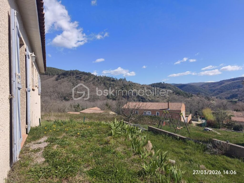 VILLA 83M² – TERRAIN 600m² – VUE IMPRENABLE – 4 pièces – 3 chambres – 83 m²