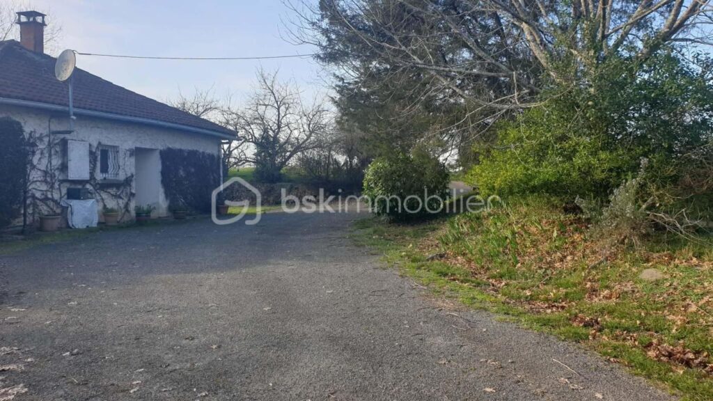 Villa à Marciac vue Pyrénées – 5 pièces – 2 chambres – 128 m²