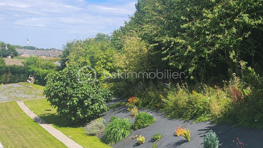 Maison Principale + Gîtes avec Spa et Piscine – 9 pièces – 4 chambres – 236 m²