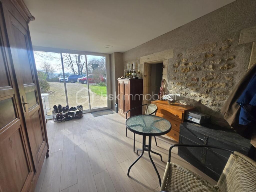Magnifique Corps de Ferme de 188 m² à Chaulgnes – 5 pièces – 4 chambres – 188 m²