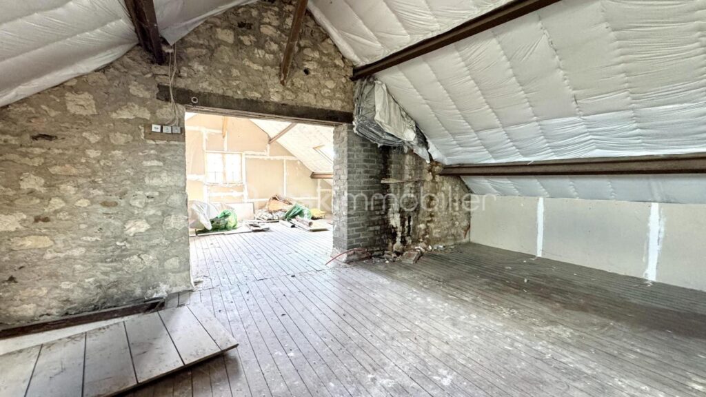 À vendre Authentique longère rénovée avec dépendances et grand terrain Saint-Gengoulph (proche Gandelu, 02) – 8 pièces – 5 chambres – 200 m²