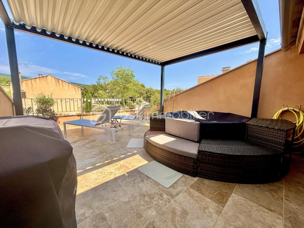 Superbe maison au pied du Mont-Ventoux – 4 pièces – 2 chambres – 94 m²