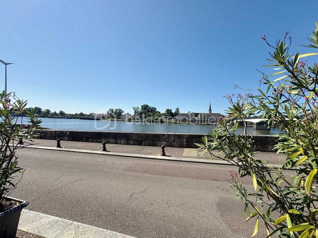 Immeuble – 12 pièces – NR chambres – 413 m²