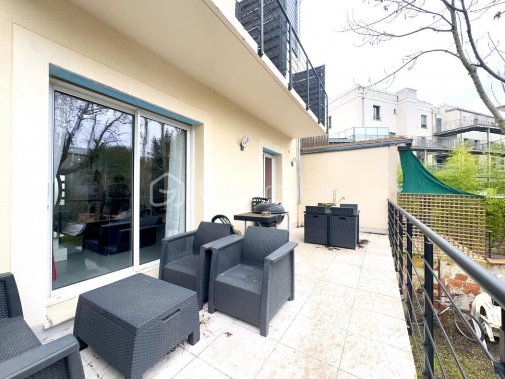 INVESTISSEMENT LOCATIF – 7 pièces – NR chambres – 160 m²