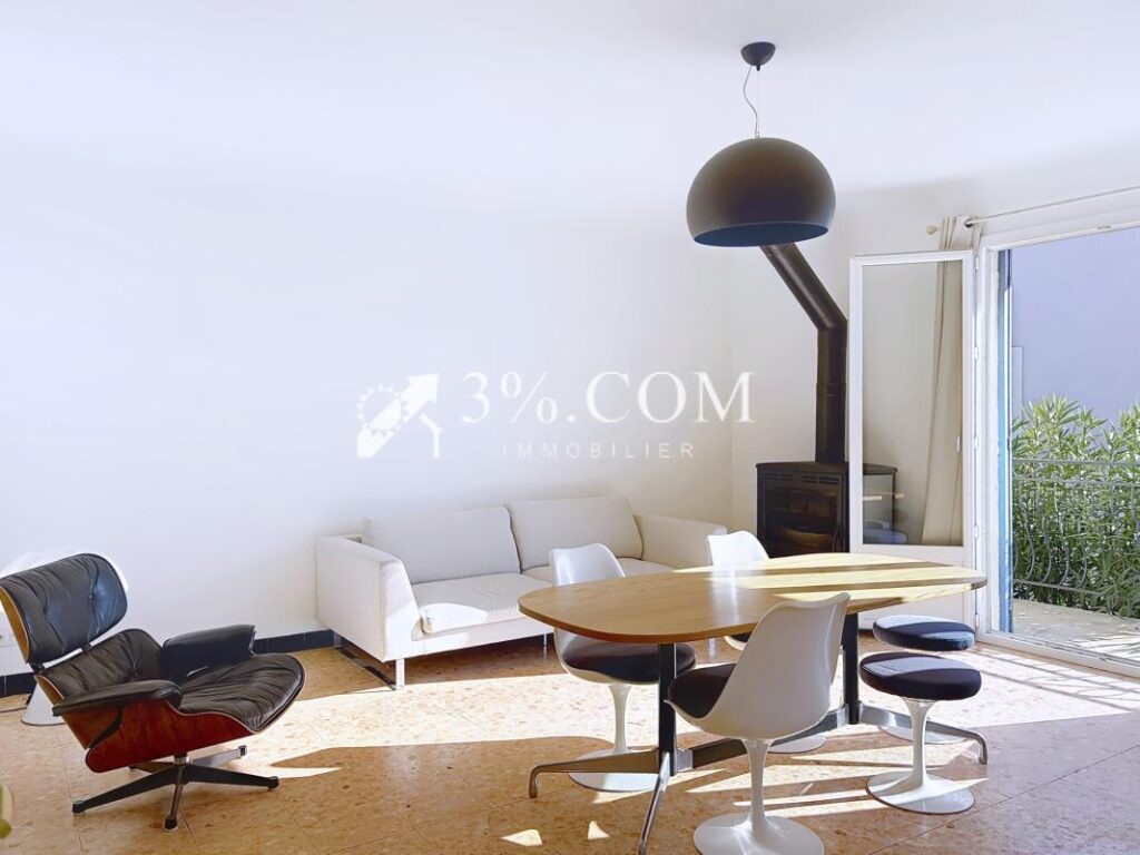 Charmante maison atypique de caractère avec terrasses, studi – 8 pièces – 4 chambres – 183 m²