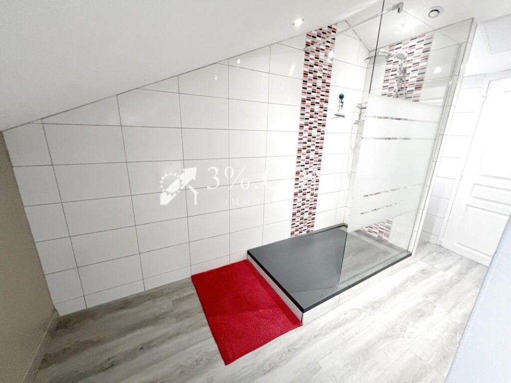 Ensemble Immobilier de Prestige ( Maison +Pavillon +Appartem – 10 pièces – 6 chambres – 369 m²