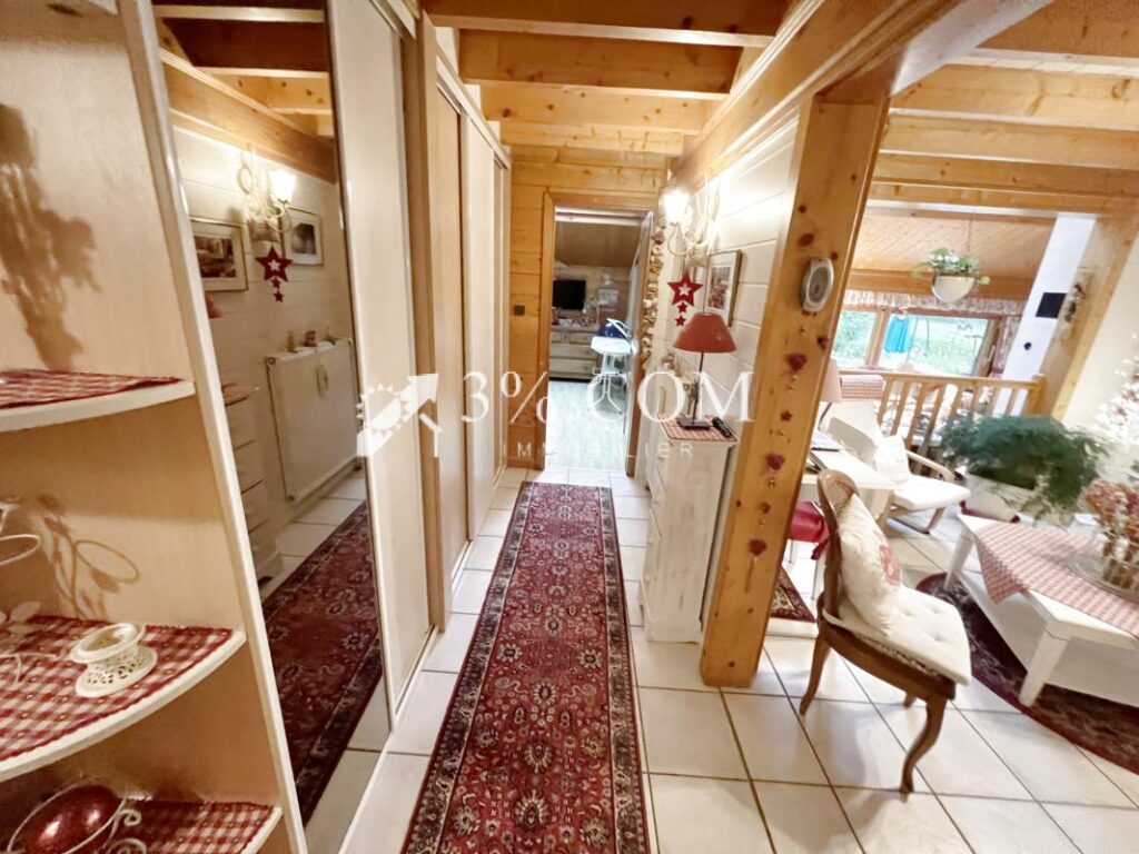 Chalet de Caractére + 5000 M2 Terrain Saint Maurice sur M – 9 pièces – 4 chambres – 147 m²