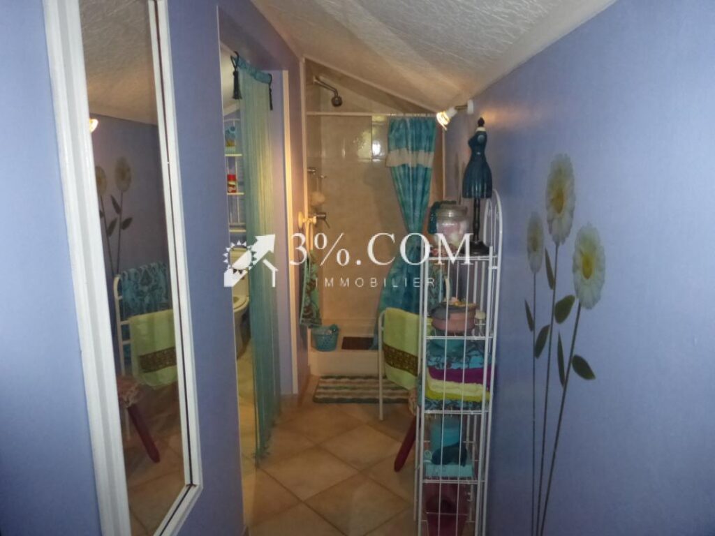 Maison de caractère 4 chambres, bureau et spacieux jardin ar – 8 pièces – 4 chambres – 183 m²