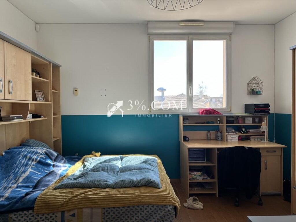 Maison individuelle 7 pièces dont 4 chambres 164 m2 TOUL – 7 pièces – 4 chambres – 164 m²