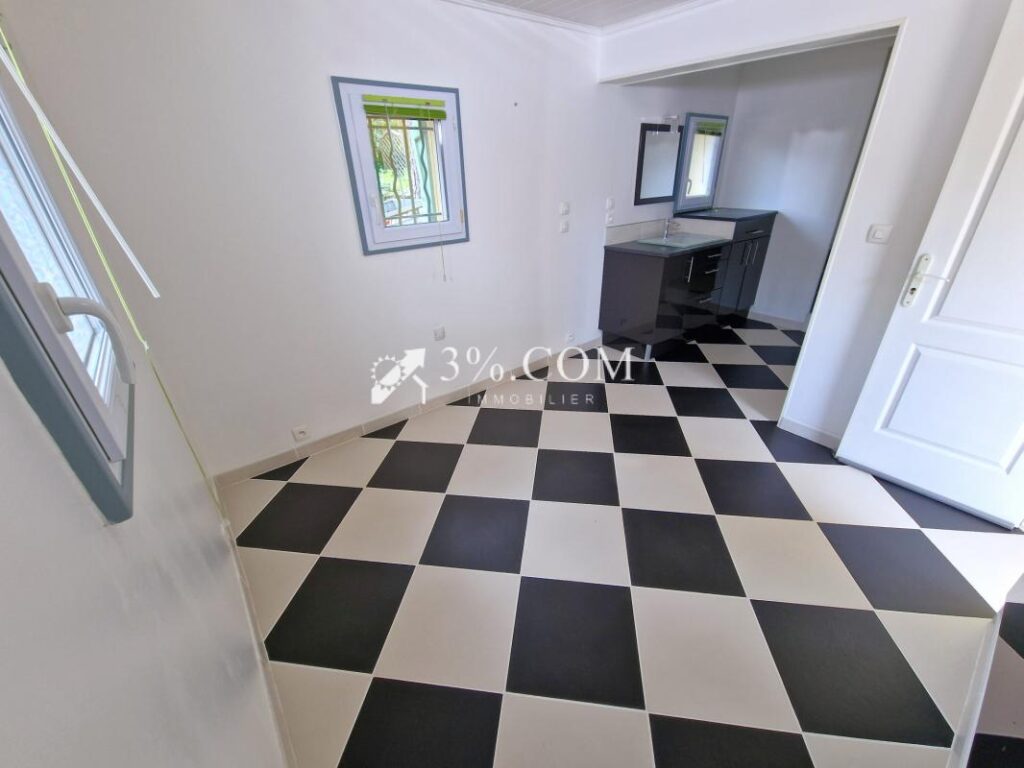 Splendide villa dans un écrin de verdure – 5 pièces – 4 chambres – 133 m²