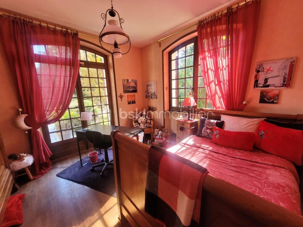 Criel de Voiron Propriété d’Exception Terrain 3766 m² 1 090 000 € – 10 pièces – 6 chambres – 370 m²