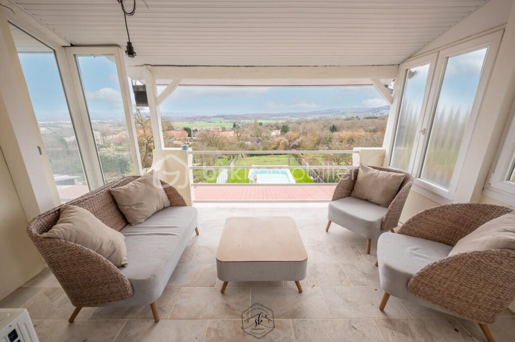 🔥 Maison d’exception 166 m² – Piscine chauffée – Vue panoramique – Terrain 1 289 m² – Fèves – 8 pièces – 4 chambres – 166 m²