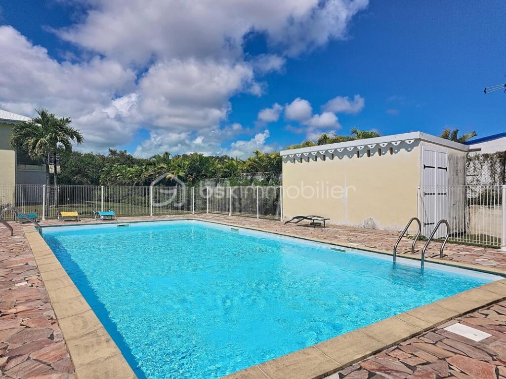 Appartement T2 + parking résidence avec piscine – 2 pièces – 1 chambre – 41 m²