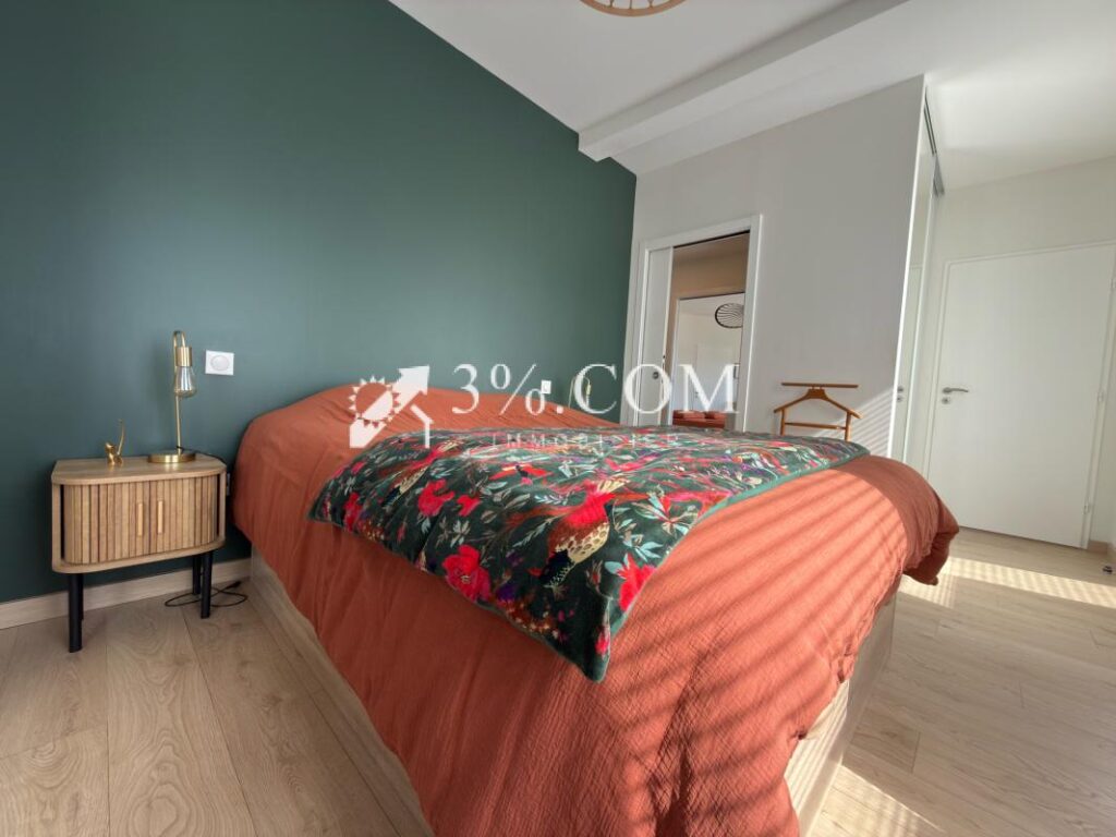 A VENDRE ROYAN PONTAILLAC – APPARTEMENT de 76 m2 – DERNIER E – 3 pièces – 1 chambre – 76 m²