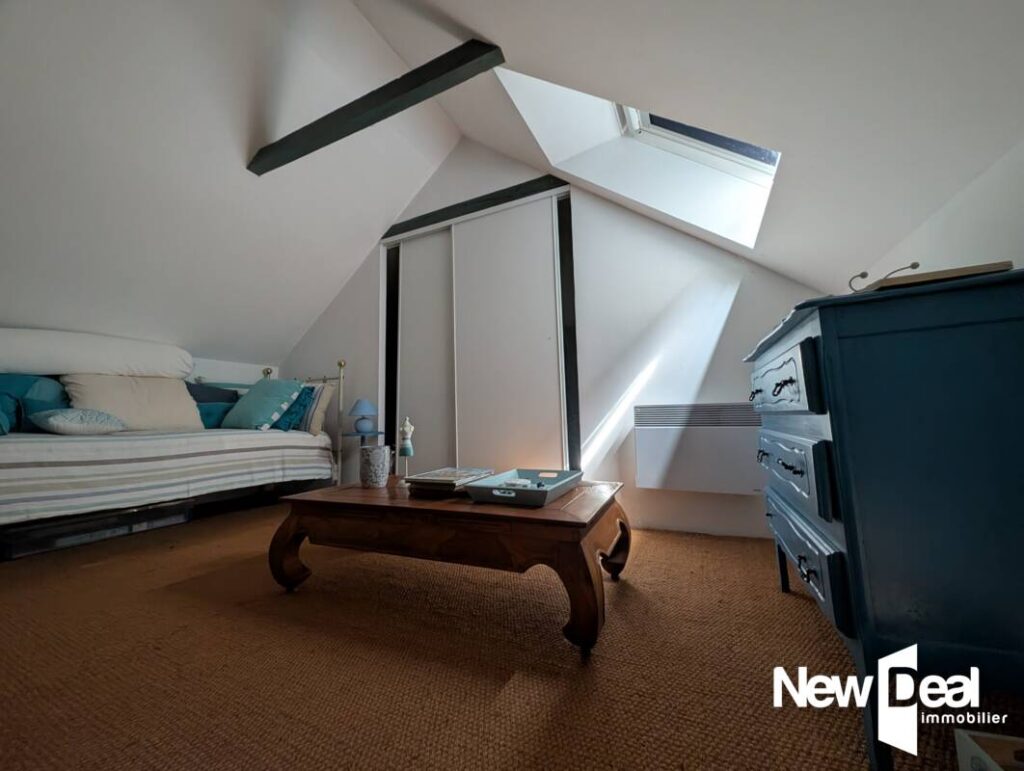 Propriété de charme en pierre – 290 m² – vue dominante – cadre d’exception – 10 pièces – 4 chambres – 230 m²